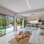 Avithos - Lassu Retreat *