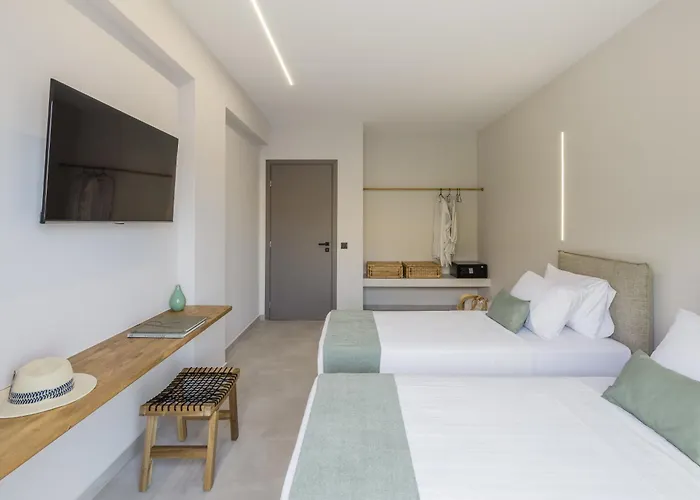 Avithos - Lassu Retreat Zóla